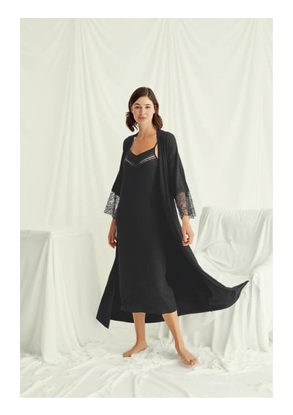 Monamise Dekolteli Yakası ve Kolu Dantelli Sabahlık Takımı