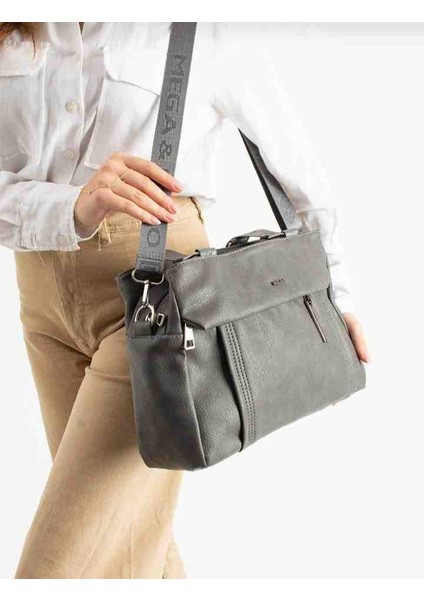 Eflanmoda Mega Polo 6 Bölmeli Yumuşak Deri Kadın Omuz Çantas