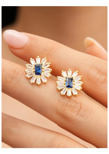 925 Ayar Sarı Altın Kaplama Safir Taşlı Çiçek Model Baget Gümüş Küpe