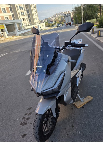 Moto Gusto Dream 150 Ön Cam 2023-2025 Model 49CM Füme Renkli 4mm Spor Cam modelleri