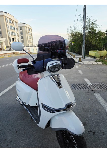 Küba mt 50 Pro Plus Ön Cam 2024-2025 Model 43CM Siyah Renkli 4mm Elcikli Aparatsızdır fiyatları