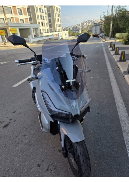 Rks Veloce 150 Siperlik Ön Cam 2023-2025 Model 49CM Füme Renkli 4mm Spor Cam fiyatları