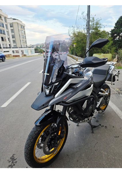 Arora Gs 525 Siperlik Ön Cam 2022-2025 Model 51CM Füme Renkli 4mm