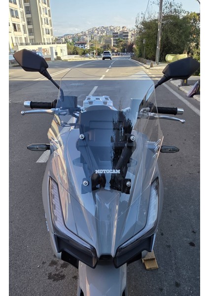 Yuki Xway 125 Siperlik Ön Cam 2023-2025 Model 49CM Şeffaf Renkli 4mm Spor Cam