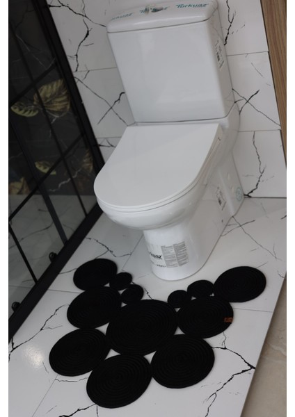 Renkli ve Şık Banyo Klozet Önü Paspası, Modern ve Kullanışlı Tasarım. fiyatları