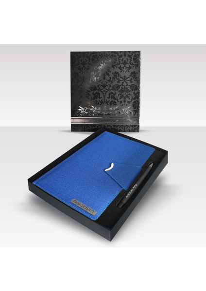 Kişiye Özel Kutulu 2026 Tarihli Ay Model Mıknatıs Kilitli Lacivert Ajanda ve Kalem Seti