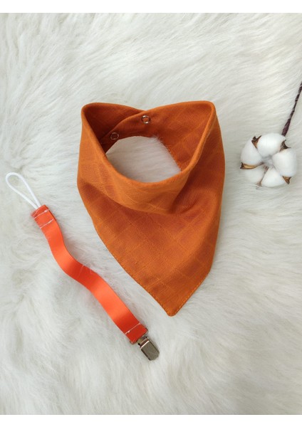 2'li Set - 1 Adet Organik Pamuklu Fular, 1 Adet Emzik Askısı (Tarçın)