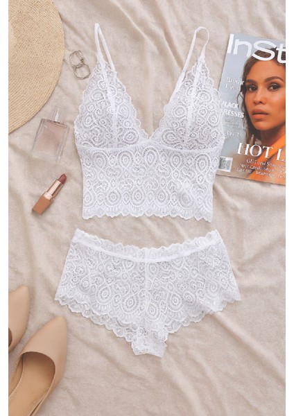 Kadın Beyaz Dantel Bralet Şort Takımı – Romantik ve Zarif Iç Giyim