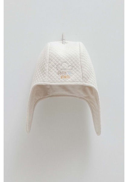 Good Vıbes Kulaklı Bebek Şapka - Caramell - SPE2047 - Taş - 6 - 9 Ay - SPE2047-TAŞ-6 - 9 Ay Taş