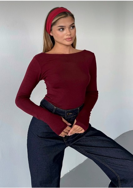 Kayık Yaka Parmak Geçirmeli Modal Kumaş Bluz
