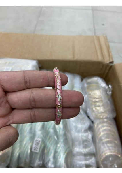 Mineli Kelepçe Model Renkli Taşlı Bileklik fiyatları