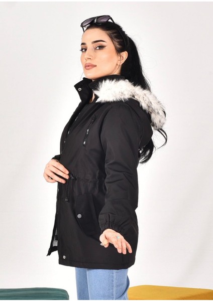 Kadın Siyah Su Geçirmez Kapüşonlu Mont – Kürk Detaylı fiyatları