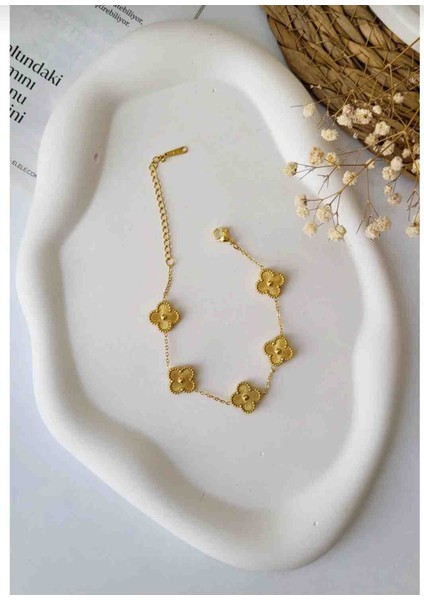 Altın Rengi Yonca Çelik Bileklik