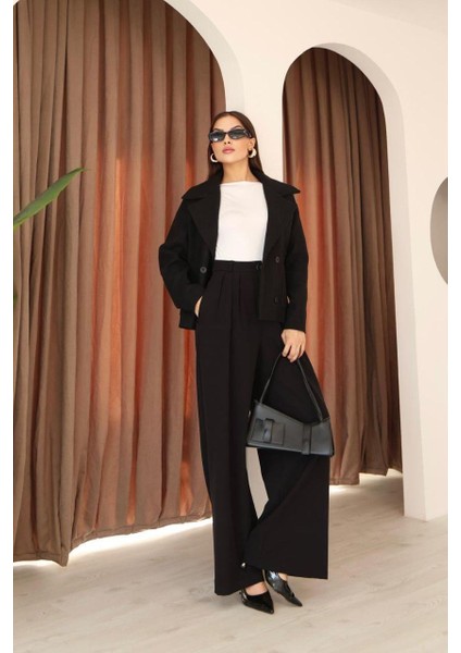 Kadın Siyah Kısa Kaşe Kaban fırsatları