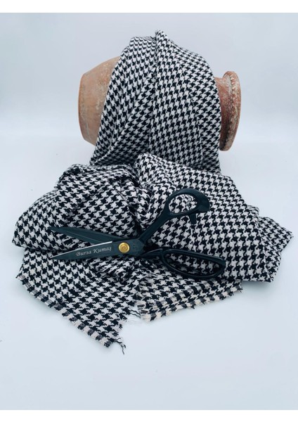 Kaz Ayağı Dokulu Kumaş – Deseniyle Iz Bırakan Tasarımlar Için indirimleri