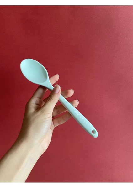 2'li Yuvarlak Airfrey Kabı ve Silikon Isıy Dayanıklı Kaşık 20CM