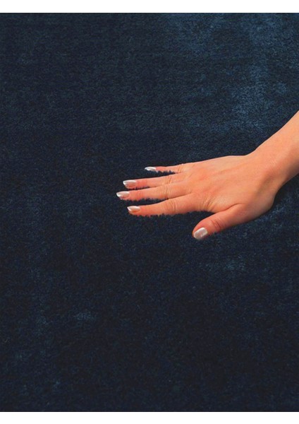 Lacivert Yumuşak Dokulu Tüylü Makinede Yıkanabilir Kaymaz Taban Peluş Halı modelleri