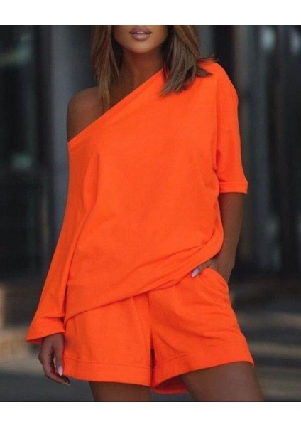 Kadın Kayık Yaka Salaş Iki Iplik Bluz ve Şort Ikili Takım