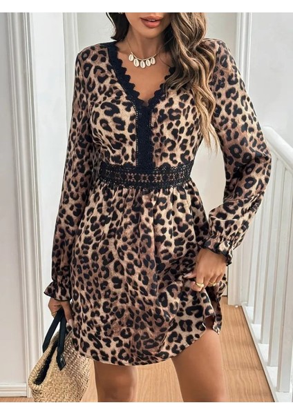 Kadın Uzun Kollu V Dantel Yakalı Leopar Desenli Modal Mini Elbise