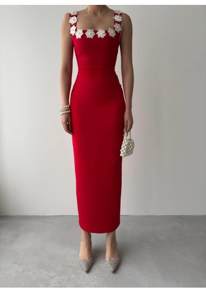 Mıng Çiçek Detaylı Elbise