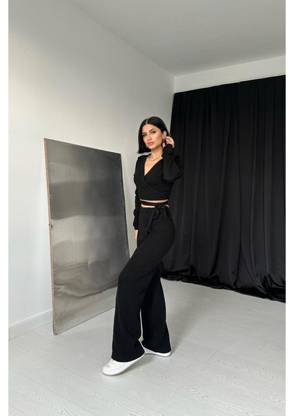 Siyah Triko Takım indirimleri