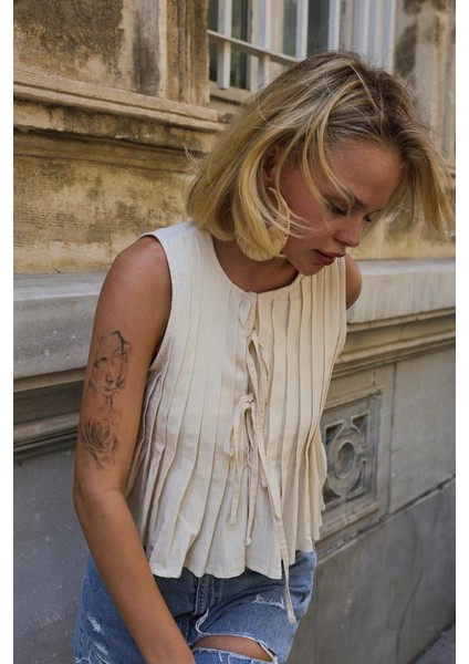 Pileli Bağlamlı Bluz - Natür modelleri