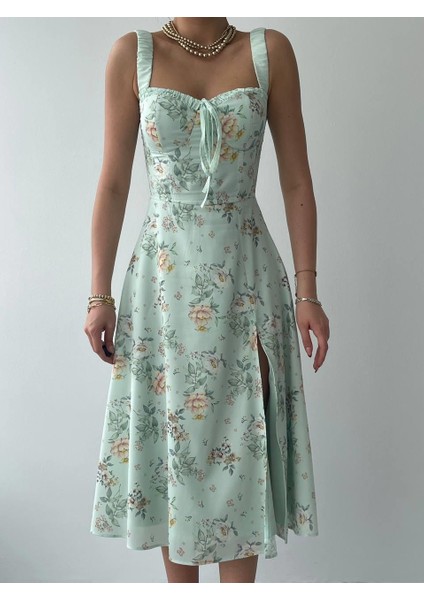 Anjelik Yırtmaç Detaylı Elbise fiyatları