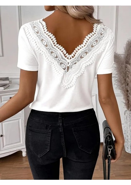 Kadın Kısa Kollu V Yakalı Arkası Dantelli Viskon Bluz