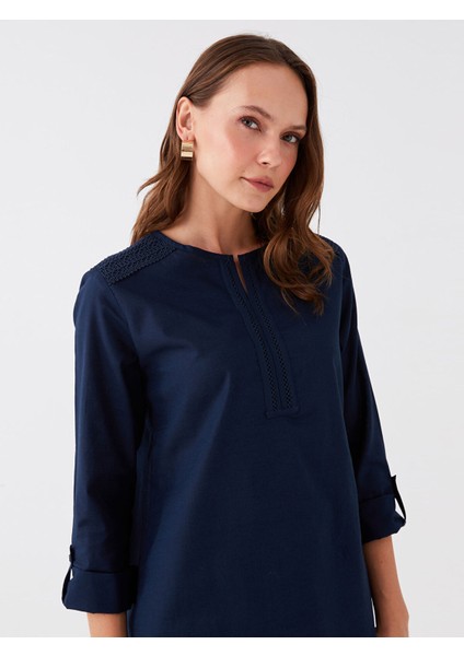 Yeni Sezon Kaçık Yaka Nakışlı Uzun Kollu Kadın Bluz fiyatları