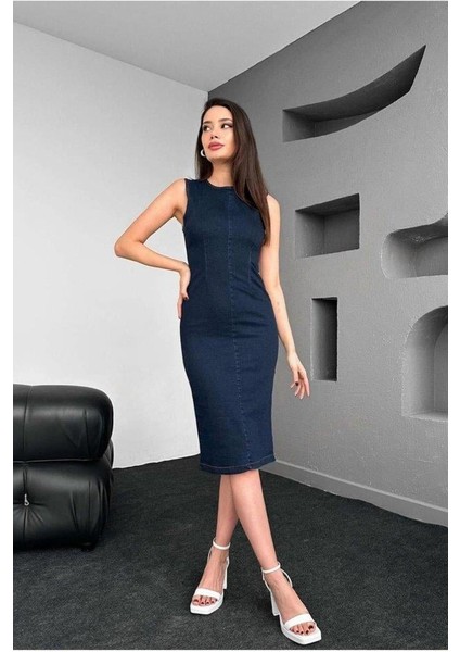 Mavi Arkası Fermuarlı Kot Elbise