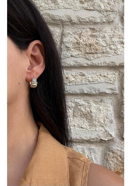 Xuping 14K Zirkon Taşlı Çizgili Bombe Gold Küpe fiyatları