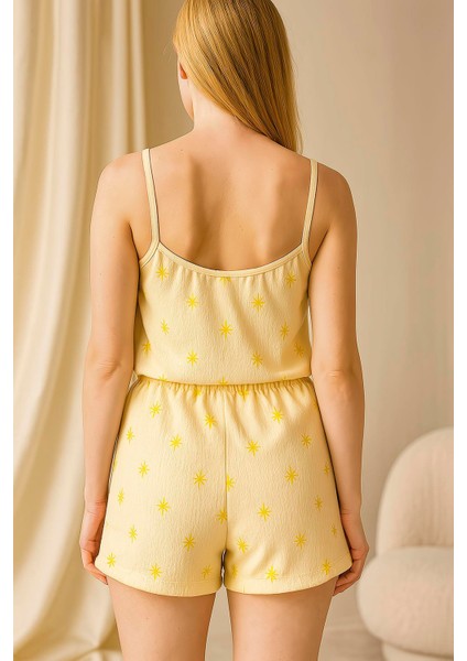 Sarı Üstüne Desenli Askılı Şortlu Pijama Takımı fiyatları