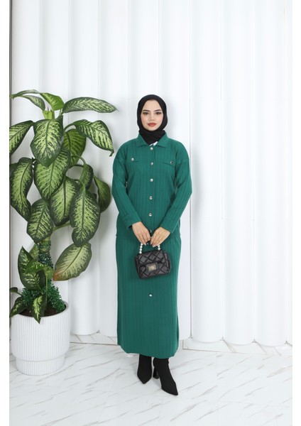 Düğme Detaylı Triko Etekli Takım