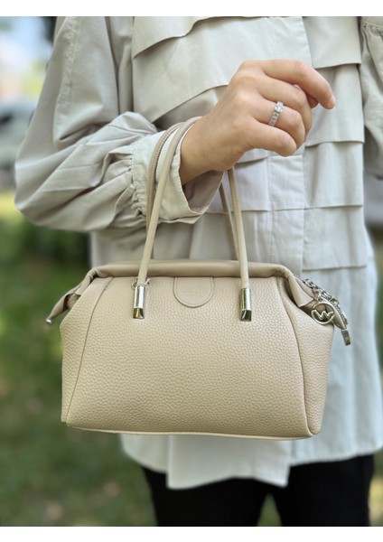 Nçs Kadın Yumuşak Deri Dokulu Şık ve Kullanışlı Kadın El &omuz Çantası (24X17CM) fırsatları