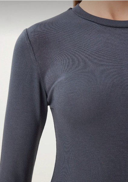 Uzun Kollu Basic Parmak Geçirmeli Body indirimleri