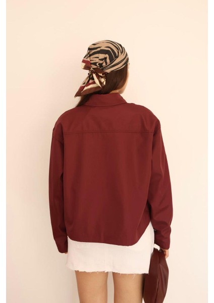 Kadın Bordo Düğmeli Oversize Ceket – Şehirli Stil, Modern Dokunuş fiyatları