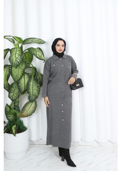 Düğme Detaylı Triko Etekli Takım fiyatları