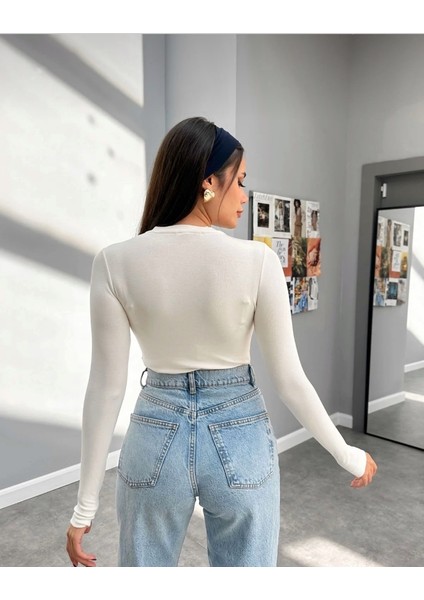 Uzun Kollu Basic Parmak Geçirmeli Body fırsatları