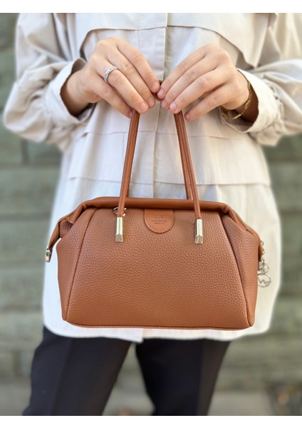 Nçs Kadın Yumuşak Deri Dokulu Şık ve Kullanışlı Kadın El &omuz Çantası (24X17CM) indirimleri