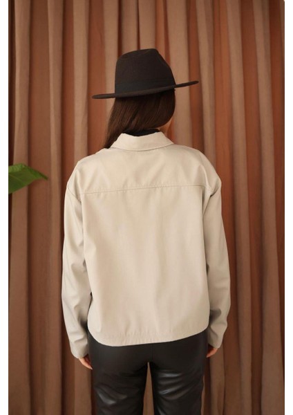 Kadın Gri Düğmeli Oversize Ceket – Şehirli Stil, Modern Dokunuş fırsatları