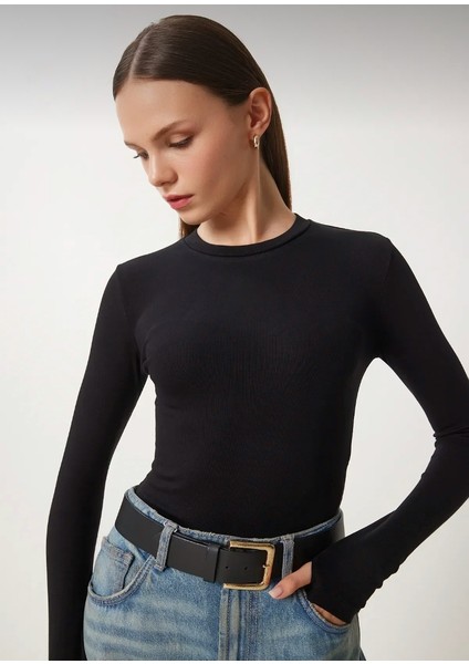 Uzun Kollu Basic Parmak Geçirmeli Body fırsatları