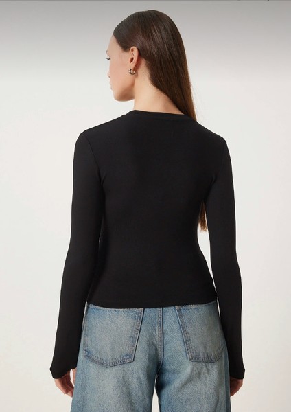 Uzun Kollu Basic Parmak Geçirmeli Body