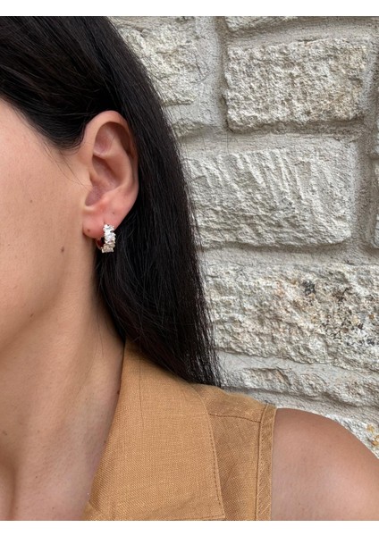 Xuping Baget Taşlı 14K Orta Boy Halka Gold Küpe