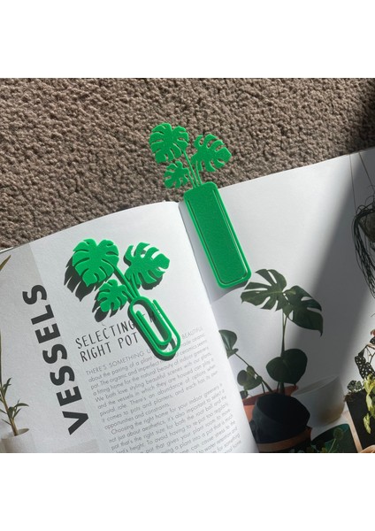 Monstera Deve Tabanı Tasarımlı Metal Kitap Ayracı - Botanik Seri