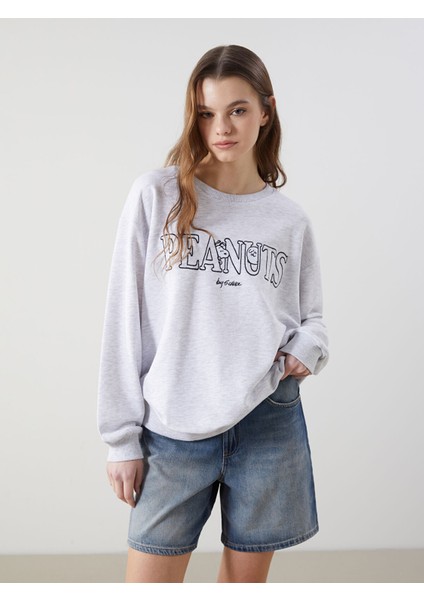 Yeni Sezon Bisiklet Yaka Snoopy Baskılı Oversize Kadın Sweatshirt