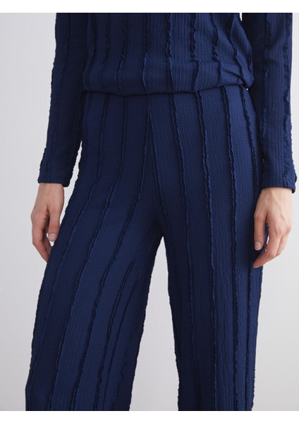 Yeni Sezon Beli Lastikli Dokulu Kadın Pantolon fırsatları