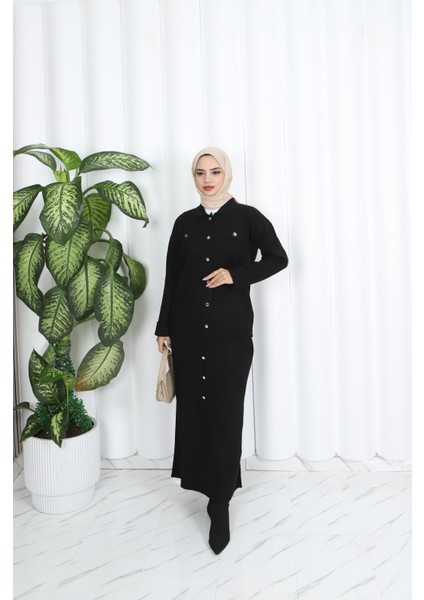 Düğme Detaylı Triko Etekli Takım fiyatları