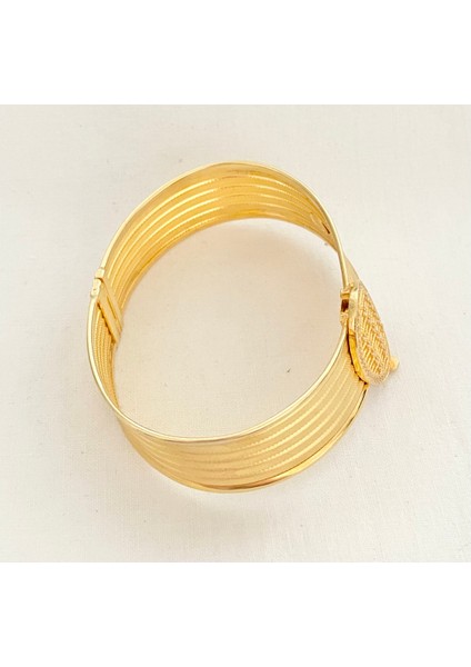 Oval Kilitli Trabzon Altın Kelepçe