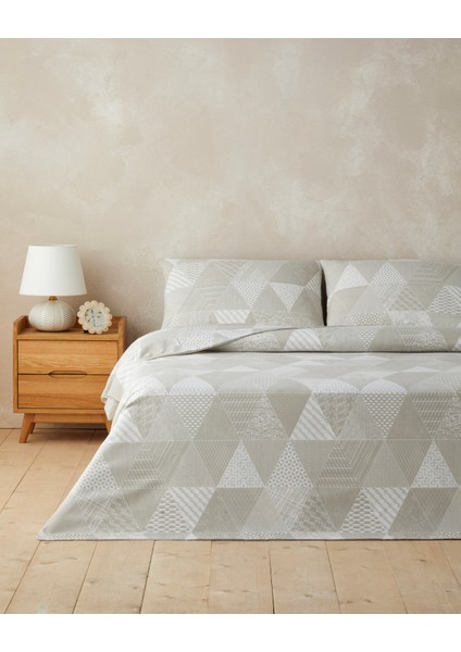 Trio Patch Kolay Ütülenir Tek Kişilik Nevresim Takımı 160X220 cm Bej