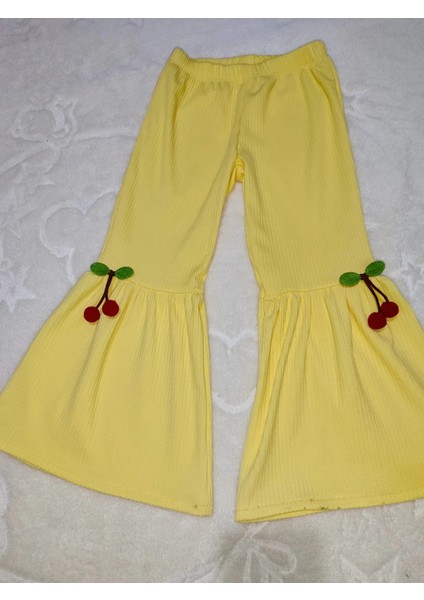 1-2-3-4 Yaş Kiraz Baskılı Tişört Ispanyol Paçalı Likralı 2li Kız Çocuk Takımı Sarı modelleri